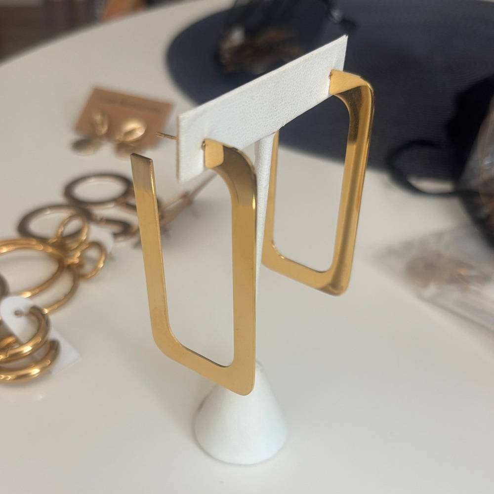 Chic Gold Rectangular Earrings